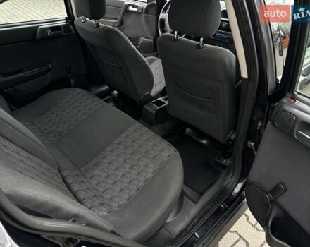 Черный Опель Астра, объемом двигателя 1.4 л и пробегом 205 тыс. км за 3800 $, фото 20 на Automoto.ua