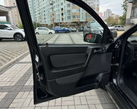 Черный Опель Астра, объемом двигателя 1.4 л и пробегом 205 тыс. км за 3900 $, фото 15 на Automoto.ua