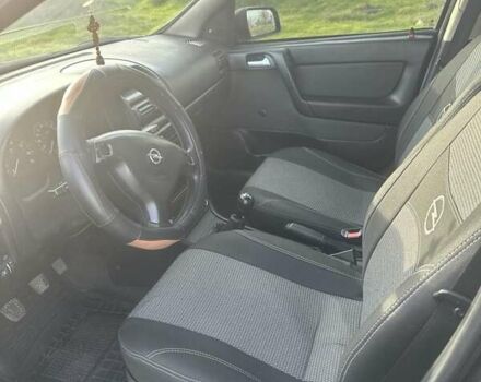 Чорний Опель Астра, об'ємом двигуна 1.4 л та пробігом 215 тис. км за 3500 $, фото 8 на Automoto.ua