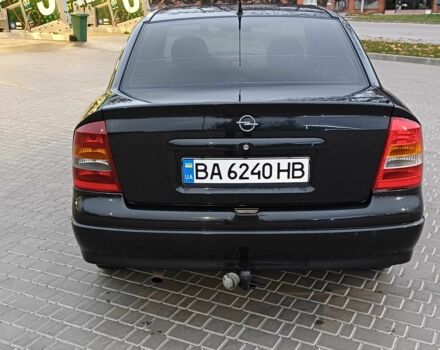 Черный Опель Астра, объемом двигателя 1.4 л и пробегом 166 тыс. км за 4700 $, фото 4 на Automoto.ua