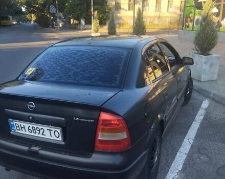 Черный Опель Астра, объемом двигателя 1.36 л и пробегом 330 тыс. км за 3600 $, фото 9 на Automoto.ua
