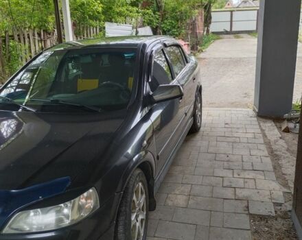 Черный Опель Астра, объемом двигателя 0 л и пробегом 247 тыс. км за 3700 $, фото 1 на Automoto.ua
