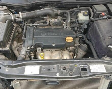 Черный Опель Астра, объемом двигателя 1.4 л и пробегом 243 тыс. км за 3200 $, фото 8 на Automoto.ua