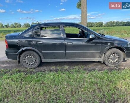 Чорний Опель Астра, об'ємом двигуна 1.4 л та пробігом 294 тис. км за 3800 $, фото 3 на Automoto.ua