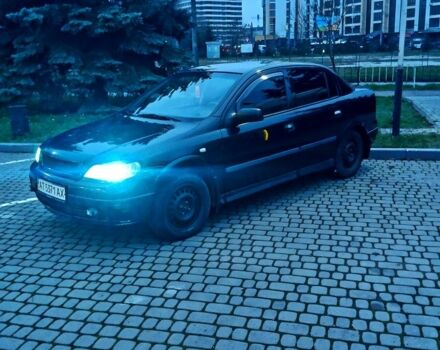 Черный Опель Астра, объемом двигателя 1.4 л и пробегом 214 тыс. км за 1800 $, фото 3 на Automoto.ua
