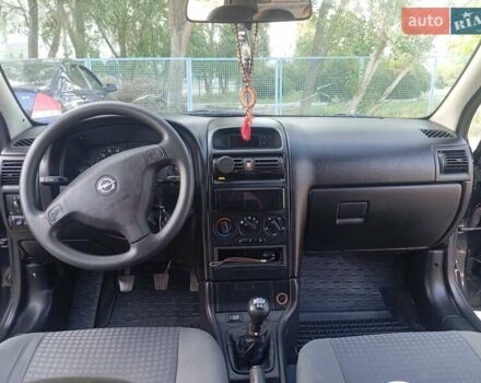 Чорний Опель Астра, об'ємом двигуна 1.36 л та пробігом 225 тис. км за 3790 $, фото 9 на Automoto.ua