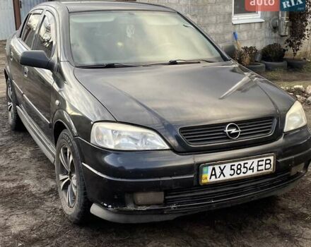 Черный Опель Астра, объемом двигателя 1.4 л и пробегом 380 тыс. км за 3200 $, фото 6 на Automoto.ua