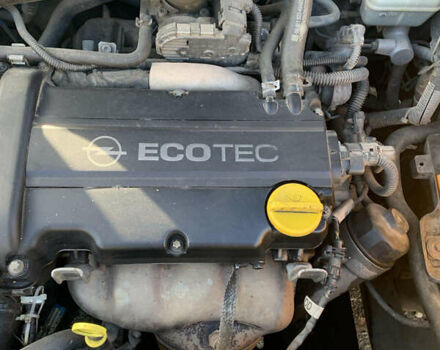 Черный Опель Астра, объемом двигателя 1.4 л и пробегом 216 тыс. км за 3500 $, фото 10 на Automoto.ua