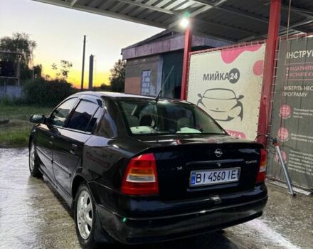 Черный Опель Астра, объемом двигателя 1.4 л и пробегом 215 тыс. км за 3500 $, фото 3 на Automoto.ua