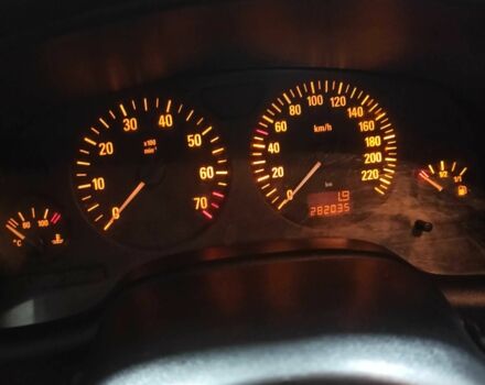 Черный Опель Астра, объемом двигателя 1.4 л и пробегом 282 тыс. км за 2000 $, фото 15 на Automoto.ua