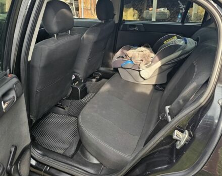 Черный Опель Астра, объемом двигателя 0 л и пробегом 217 тыс. км за 4000 $, фото 4 на Automoto.ua