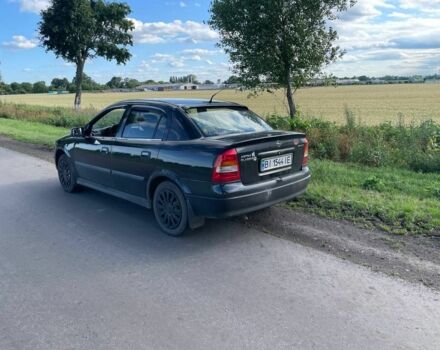 Черный Опель Астра, объемом двигателя 1.4 л и пробегом 294 тыс. км за 3800 $, фото 6 на Automoto.ua