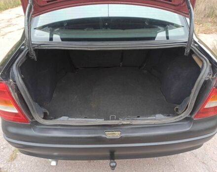 Черный Опель Астра, объемом двигателя 1.4 л и пробегом 282 тыс. км за 2000 $, фото 9 на Automoto.ua