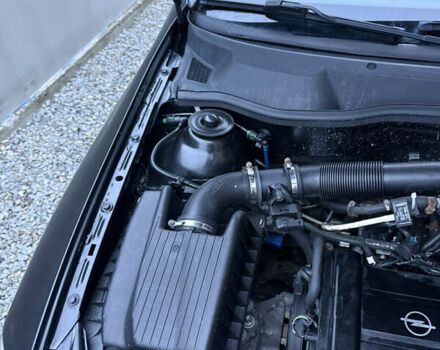 Черный Опель Астра, объемом двигателя 1.36 л и пробегом 260 тыс. км за 2900 $, фото 16 на Automoto.ua