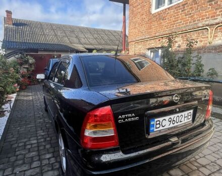 Черный Опель Астра, объемом двигателя 1.6 л и пробегом 151 тыс. км за 3700 $, фото 3 на Automoto.ua