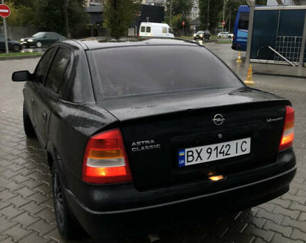 Черный Опель Астра, объемом двигателя 1.36 л и пробегом 292 тыс. км за 2700 $, фото 5 на Automoto.ua