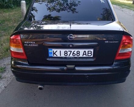 Черный Опель Астра, объемом двигателя 1.6 л и пробегом 170 тыс. км за 3900 $, фото 7 на Automoto.ua