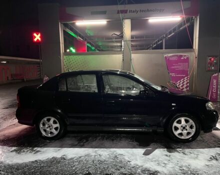 Черный Опель Астра, объемом двигателя 1.4 л и пробегом 338 тыс. км за 2300 $, фото 11 на Automoto.ua