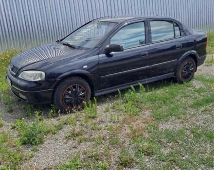 Чорний Опель Астра, об'ємом двигуна 1.4 л та пробігом 281 тис. км за 2200 $, фото 2 на Automoto.ua