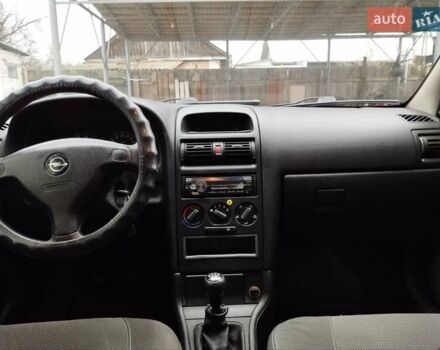 Чорний Опель Астра, об'ємом двигуна 1.4 л та пробігом 250 тис. км за 3999 $, фото 8 на Automoto.ua