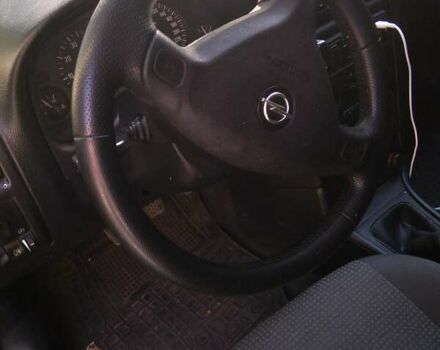 Чорний Опель Астра, об'ємом двигуна 1.6 л та пробігом 184 тис. км за 3800 $, фото 8 на Automoto.ua