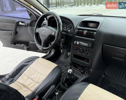 Чорний Опель Астра, об'ємом двигуна 1.6 л та пробігом 212 тис. км за 2999 $, фото 16 на Automoto.ua