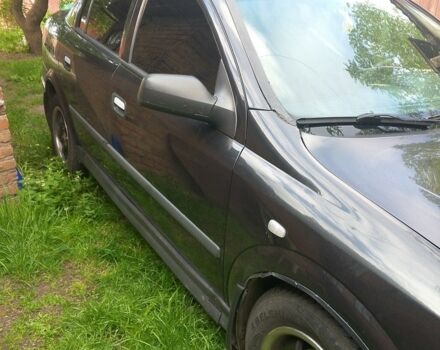 Черный Опель Астра, объемом двигателя 1.6 л и пробегом 2 тыс. км за 2000 $, фото 1 на Automoto.ua