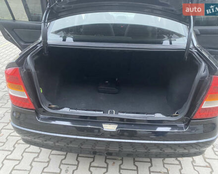 Черный Опель Астра, объемом двигателя 1.4 л и пробегом 229 тыс. км за 3200 $, фото 17 на Automoto.ua