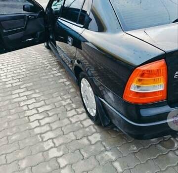 Чорний Опель Астра, об'ємом двигуна 1.6 л та пробігом 203 тис. км за 4500 $, фото 8 на Automoto.ua