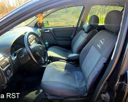 Чорний Опель Астра, об'ємом двигуна 1.6 л та пробігом 260 тис. км за 4150 $, фото 8 на Automoto.ua