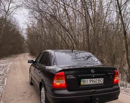 Черный Опель Астра, объемом двигателя 1.4 л и пробегом 160 тыс. км за 3500 $, фото 4 на Automoto.ua