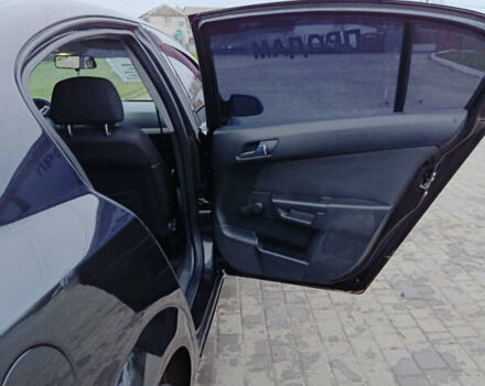 Черный Опель Астра, объемом двигателя 1.8 л и пробегом 212 тыс. км за 4999 $, фото 14 на Automoto.ua