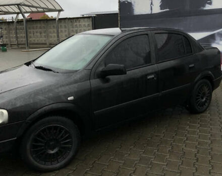 Черный Опель Астра, объемом двигателя 1.36 л и пробегом 292 тыс. км за 2700 $, фото 3 на Automoto.ua