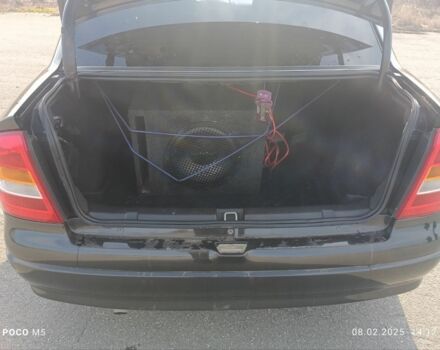 Черный Опель Астра, объемом двигателя 0 л и пробегом 290 тыс. км за 4000 $, фото 6 на Automoto.ua