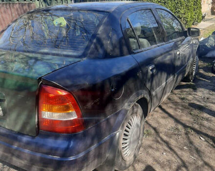 Черный Опель Астра, объемом двигателя 1.4 л и пробегом 450 тыс. км за 2500 $, фото 4 на Automoto.ua
