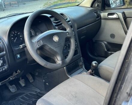 Чорний Опель Астра, об'ємом двигуна 1.4 л та пробігом 250 тис. км за 2500 $, фото 6 на Automoto.ua