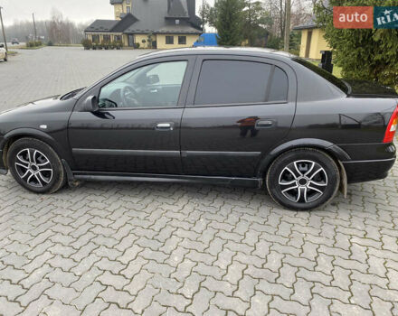 Чорний Опель Астра, об'ємом двигуна 1.36 л та пробігом 198 тис. км за 3950 $, фото 2 на Automoto.ua