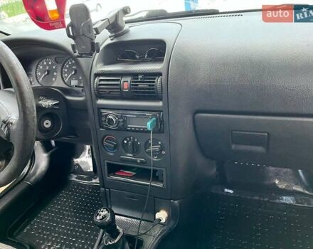 Чорний Опель Астра, об'ємом двигуна 1.39 л та пробігом 170 тис. км за 5100 $, фото 5 на Automoto.ua