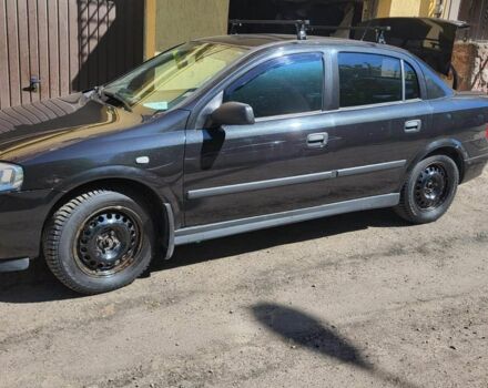 Чорний Опель Астра, об'ємом двигуна 1.6 л та пробігом 122 тис. км за 5700 $, фото 1 на Automoto.ua