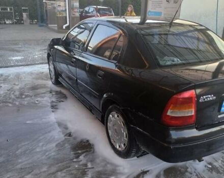 Черный Опель Астра, объемом двигателя 1.36 л и пробегом 500 тыс. км за 2700 $, фото 2 на Automoto.ua