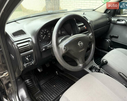 Чорний Опель Астра, об'ємом двигуна 1.4 л та пробігом 160 тис. км за 4000 $, фото 11 на Automoto.ua