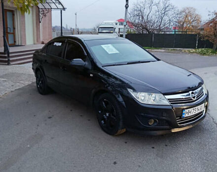 Черный Опель Астра, объемом двигателя 1.8 л и пробегом 212 тыс. км за 4999 $, фото 3 на Automoto.ua