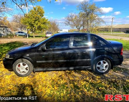 Черный Опель Астра, объемом двигателя 1.4 л и пробегом 168 тыс. км за 2450 $, фото 3 на Automoto.ua