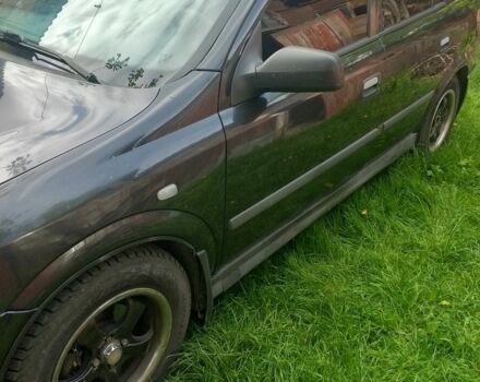 Черный Опель Астра, объемом двигателя 1.6 л и пробегом 2 тыс. км за 2000 $, фото 3 на Automoto.ua