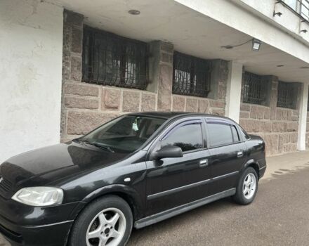 Черный Опель Астра, объемом двигателя 1.6 л и пробегом 240 тыс. км за 4500 $, фото 2 на Automoto.ua