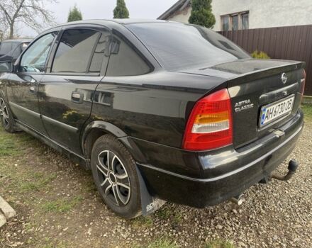 Чорний Опель Астра, об'ємом двигуна 1.4 л та пробігом 198 тис. км за 3750 $, фото 2 на Automoto.ua
