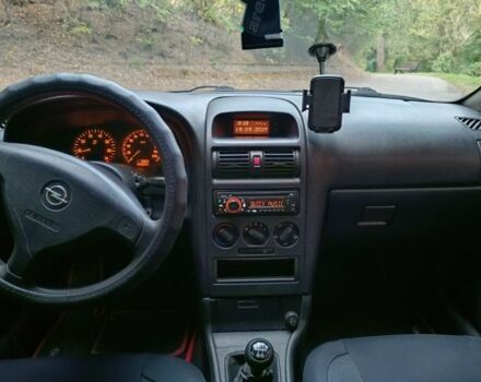 Опель Астра 2008 в Каменке на Automoto.ua Черный Опель Астра, объемом двигателя 1.4 л и пробегом 260 тыс. км за 3150 $, фото 6 на Automoto.ua