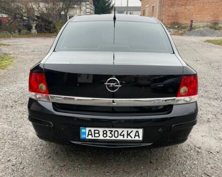 Черный Опель Астра, объемом двигателя 1.6 л и пробегом 180 тыс. км за 5200 $, фото 1 на Automoto.ua