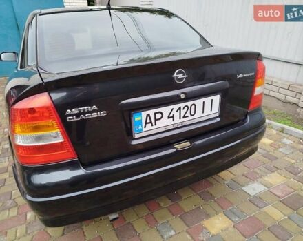 Черный Опель Астра, объемом двигателя 1.36 л и пробегом 160 тыс. км за 3850 $, фото 13 на Automoto.ua
