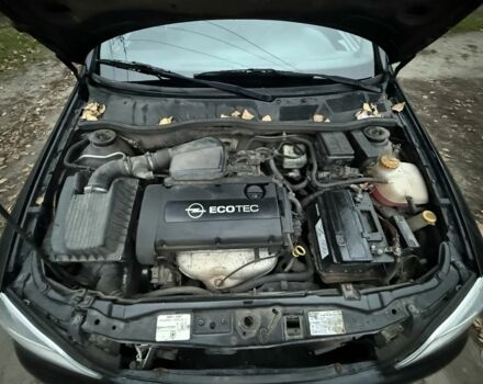 Черный Опель Астра, объемом двигателя 1.6 л и пробегом 250 тыс. км за 3750 $, фото 22 на Automoto.ua